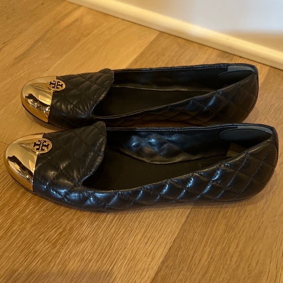 Tory Burch gold tip loafers - Picture 2 of 3